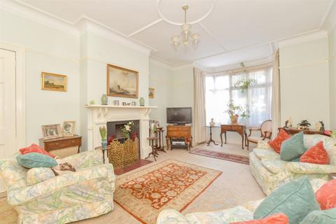 4 bedroom detached house for sale, Annandale Avenue, Bognor Regis, West Sussex