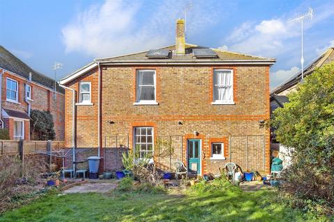 4 bedroom detached house for sale, Annandale Avenue, Bognor Regis, West Sussex