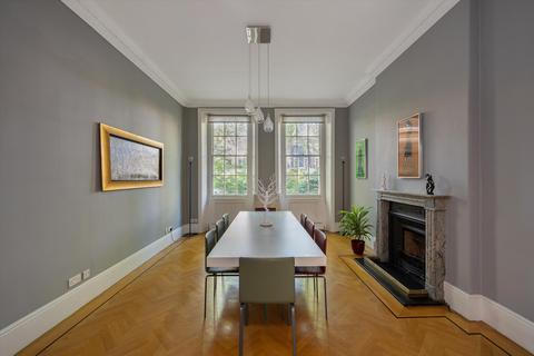 5 bedroom terraced house for sale, Connaught Square, Hyde Park, London, W2