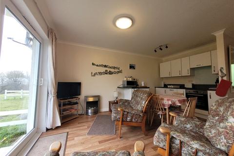 22 Devon Court, Freshwater East, Pembroke, SA71 5LH