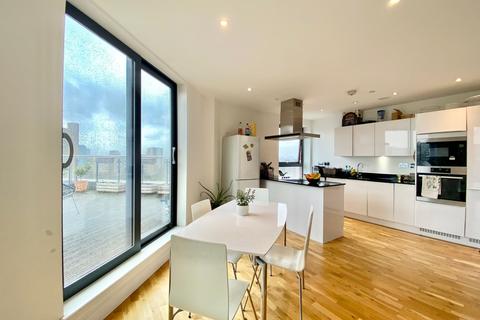 3 bedroom penthouse for sale, Cityview Point, Aberfeldy Village, Poplar, E14