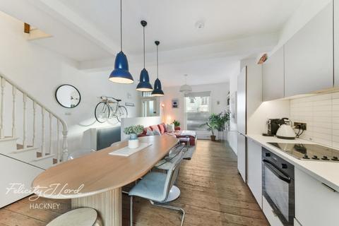 117 Ridley Road, London, E8 2NH