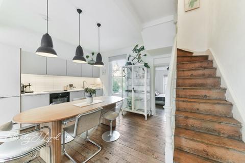 117 Ridley Road, London, E8 2NH