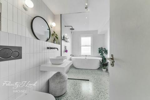 117 Ridley Road, London, E8 2NH
