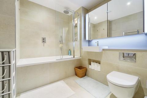 2 bedroom apartment for sale, Montrose Building, Malthouse Road, London, SW11