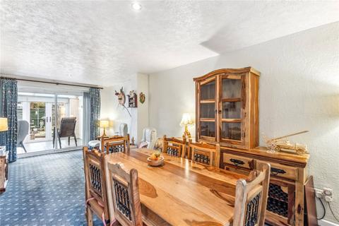 undefined, Bishopdale, Berkshire RG12