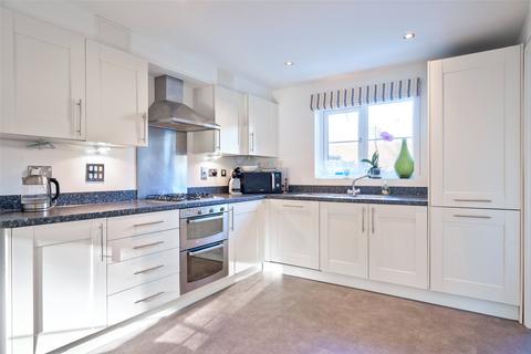 4 bedroom end of terrace house for sale - Crowthorne, Berkshire RG45