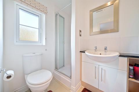 78 Waterloo Road, Crowthorne, RG45 7NW