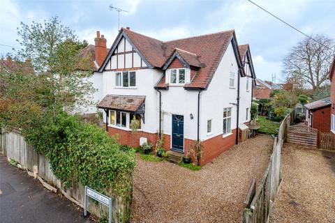 4 bedroom detached house for sale, Sturges Road, Berkshire RG40