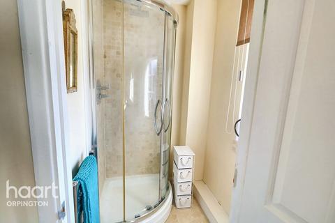 9 Gardiner Close, Orpington, BR5 3HW