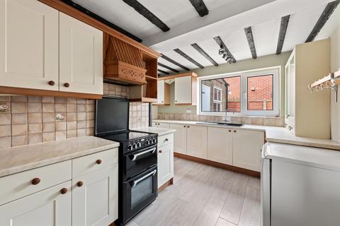 Greystones, 4 Lowgate Lane, Bicker, Boston, PE20 3DG