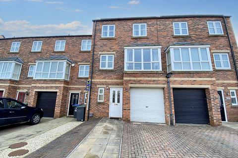3 bedroom townhouse for sale, Queens Gate, Consett, Durham, DH8 5FB