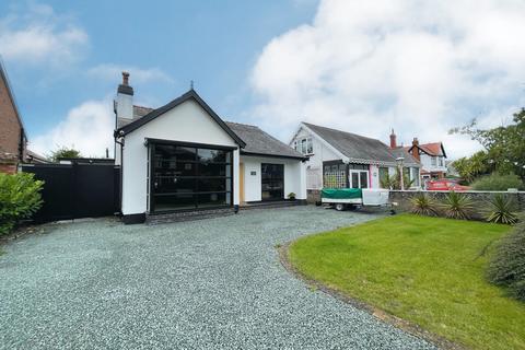 4 bedroom detached house for sale, Fleetwood Road, Fleetwood FY7