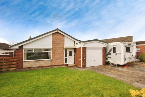 3 bedroom bungalow for sale - Timberfields Road, Saughall, Chester, Cheshire, CH1