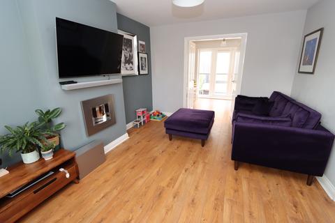 3 bedroom end of terrace house for sale - Earlsmeadow, Earsdon View, Newcastle Upon Tyne, NE27 0GB