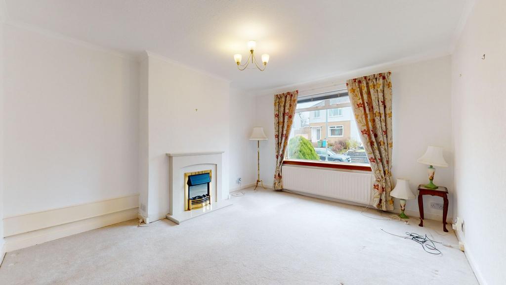 Gleniffer Drive, Barrhead G78 3 bed semidetached villa £170,000