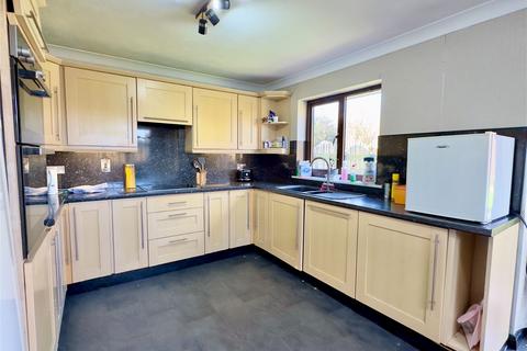 24a Park Pennkarn, Delabole, PL33 9HA