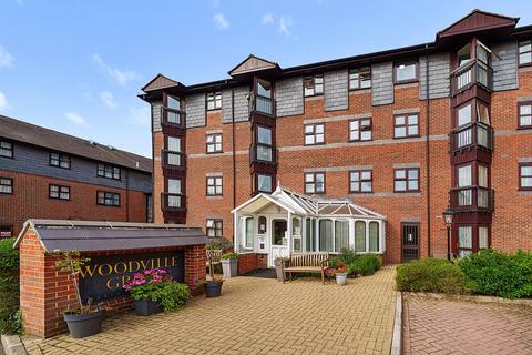 1 bedroom apartment for sale, Woodville Grove, Welling, Kent