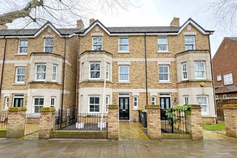 5 bedroom semi-detached house for sale - Warwick Avenue, Bedford, Bedfordshire, MK40 2EQ