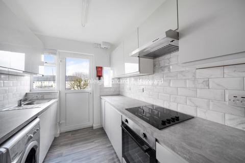 2 bedroom apartment to rent - Kenton Lane Harrow HA3