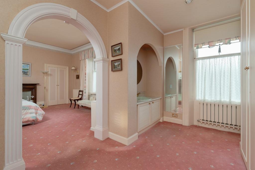 Principal Suite