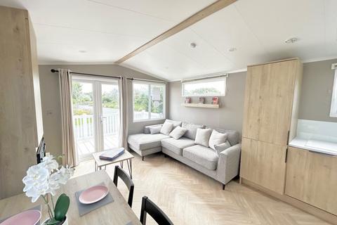2 bedroom park home for sale, Pentire Coastal Holiday Park