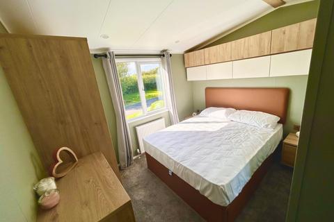2 bedroom park home for sale, Pentire Coastal Holiday Park
