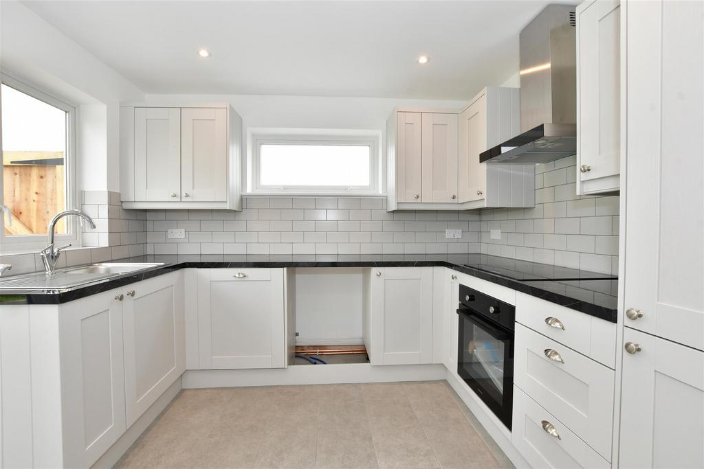 Grange Avenue, Wickford, Essex 3 bed detached bungalow for sale £525,000