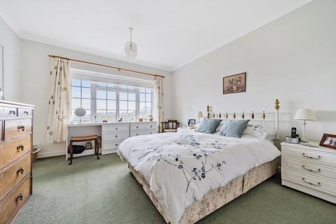 4 bedroom detached house for sale, Greenacre Close, Hadley Highstone, Hertfordshire, EN5