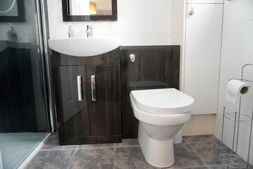 Ensuite