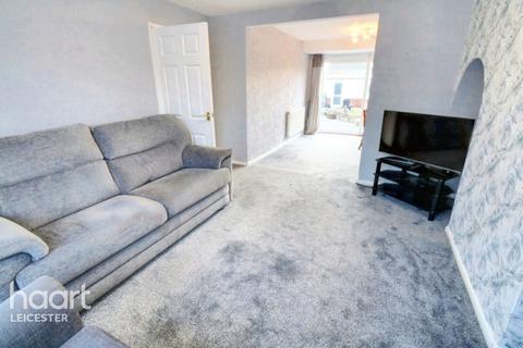 3 bedroom semi-detached house for sale - Maple Avenue, Leicester