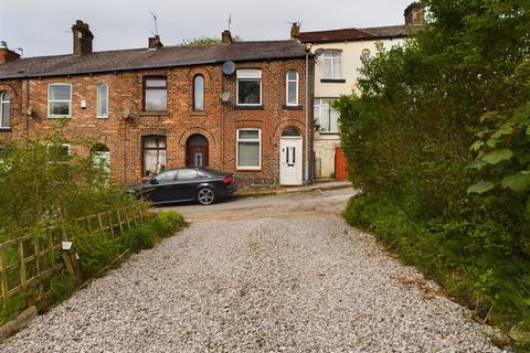 2 bedroom end of terrace house for sale, Clegg Street, Springhead, Saddleworth