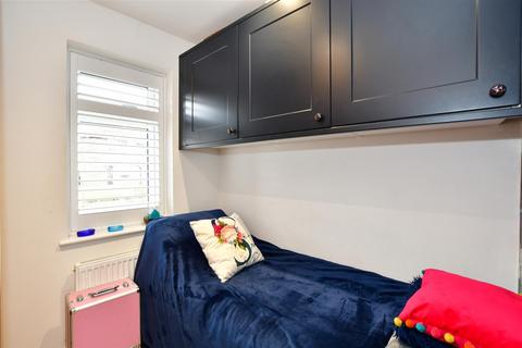 8 Normanton Park, London, E4 6HF