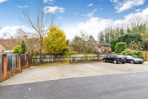 Flat 1, Benhams Bentley Close, Kings Worthy, Winchester, SO23 7FG