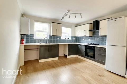 3 bedroom end of terrace house for sale, St Barnabas Close, East Dulwich, London