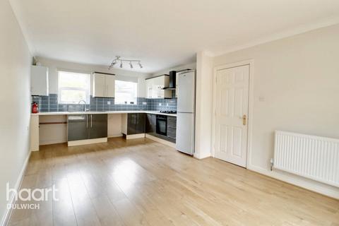 3 bedroom end of terrace house for sale, St Barnabas Close, London