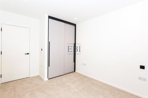 1 bedroom apartment to rent - Curlew House, 1 Hawser Lane, E14
