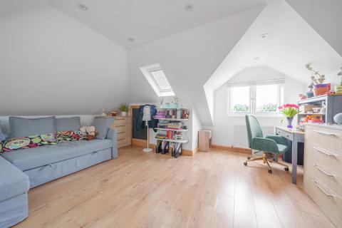 30 Roman Road, Basingstoke, RG23 8EY