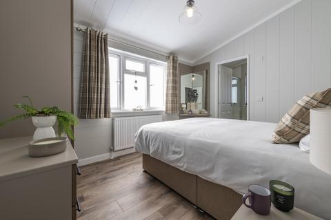 2 bedroom lodge for sale, Norwich, Norfolk, NR10