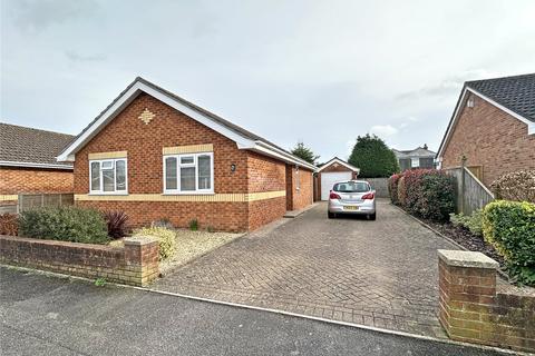 2 bedroom bungalow for sale, Cutler Close, New Milton, Hampshire, BH25