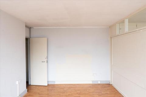 1 bedroom apartment for sale, Great Arthur House, Golden Lane Estate, London, EC1Y