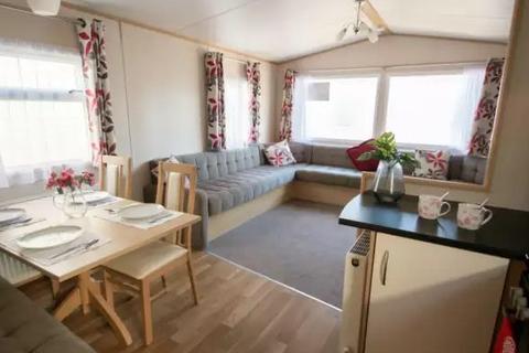 2 bedroom static caravan for sale - Shorefield Country Park