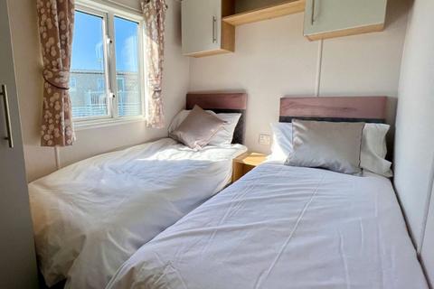 2 bedroom static caravan for sale, Padstow Holiday Park