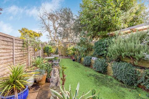 22 Park Road, Kingston Upon Thames, KT2 6BE