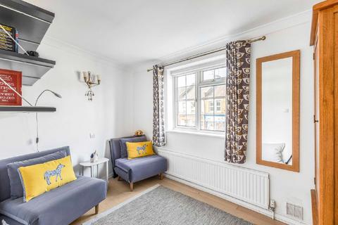 22 Park Road, Kingston Upon Thames, KT2 6BE
