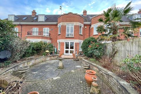 4 bedroom townhouse to rent, The Severals, Bury Road, Newmarket