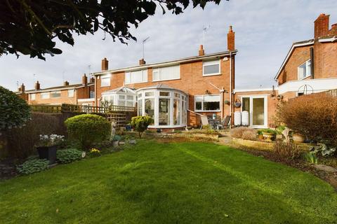62 Bridgewater Drive, Northampton, NN3 3AG