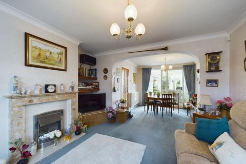 62 Bridgewater Drive, Northampton, NN3 3AG