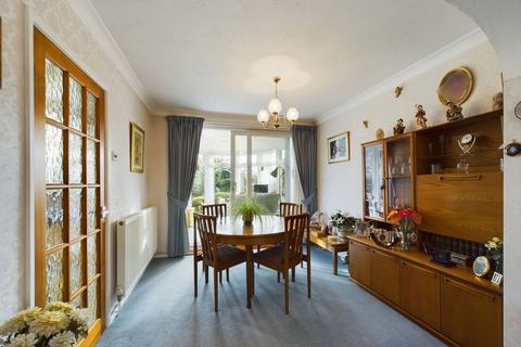 62 Bridgewater Drive, Northampton, NN3 3AG
