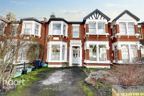 5 Redcliffe Gardens, Ilford, IG1 3HQ
